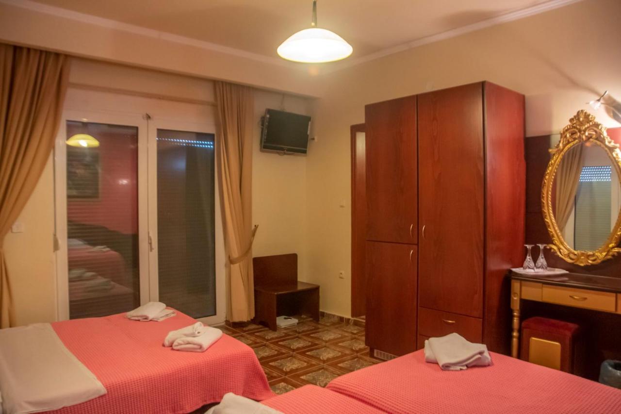 Hotel Astoria Igoumenitsa Exterior foto